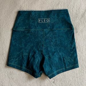 Fleo true high shorts